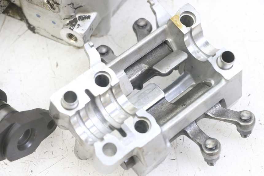 photo de CULASSE AVANT HONDA NTV DEAUVILLE ABS 700 (2007 - 2016) - Vue d’ensemble