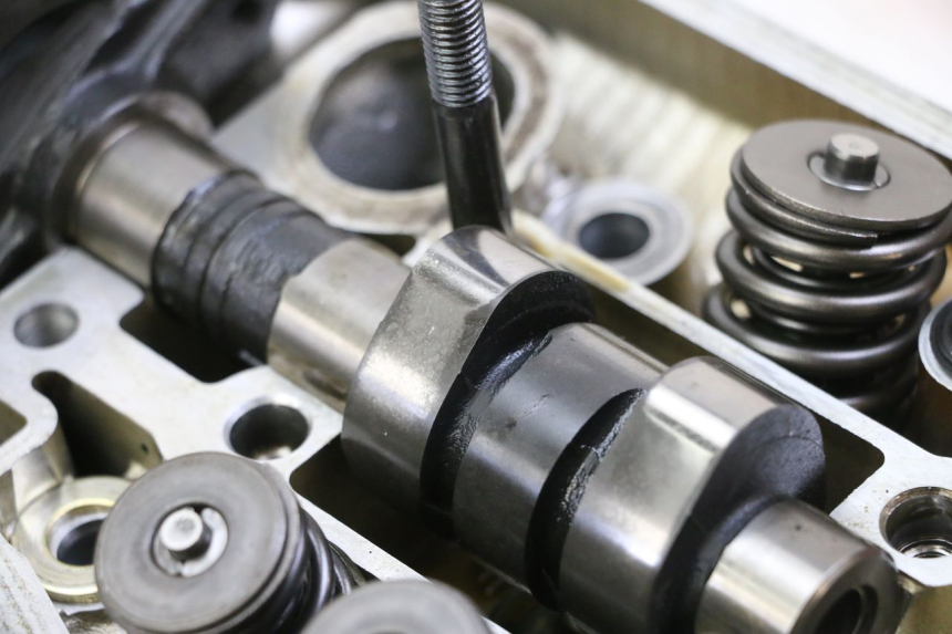 photo de CULASSE AVANT HONDA NTV DEAUVILLE 650 (2001 - 2006) - Zoom composants