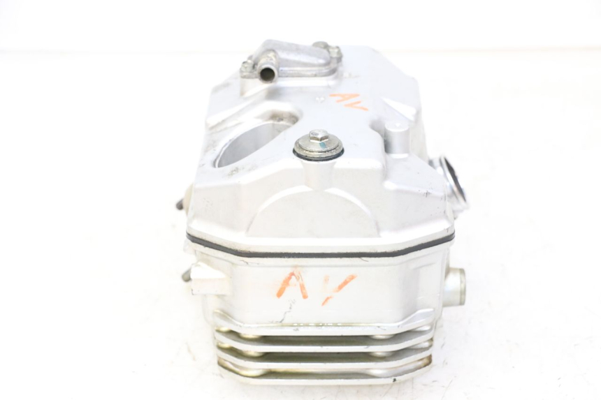 photo de CULASSE AVANT HONDA NTV DEAUVILLE 650 (2001 - 2006) - Zoom état d’usage