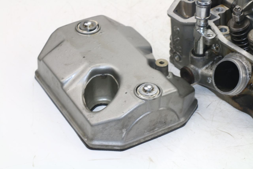 photo de CULASSE AVANT HONDA NTV REVERSE 650 (1988 - 1988) - Angle alternatif