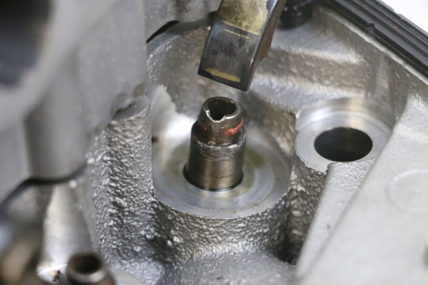 photo de CULASSE AVANT BMW R RT ABS 1200 (2010 - 2014) - Aperçu profil