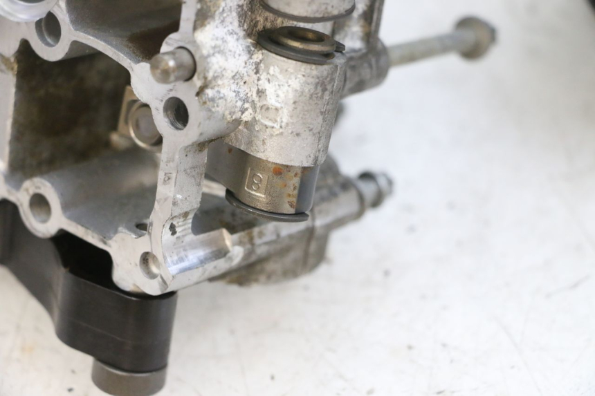 photo de CULASSE AVANT BMW R RT ABS 1200 (2010 - 2014) - Gros plan technique