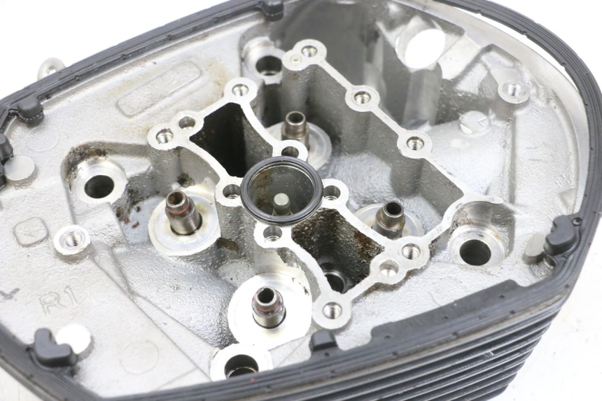 photo de CULASSE AVANT BMW R RT ABS 1200 (2010 - 2014) - Points de fixation