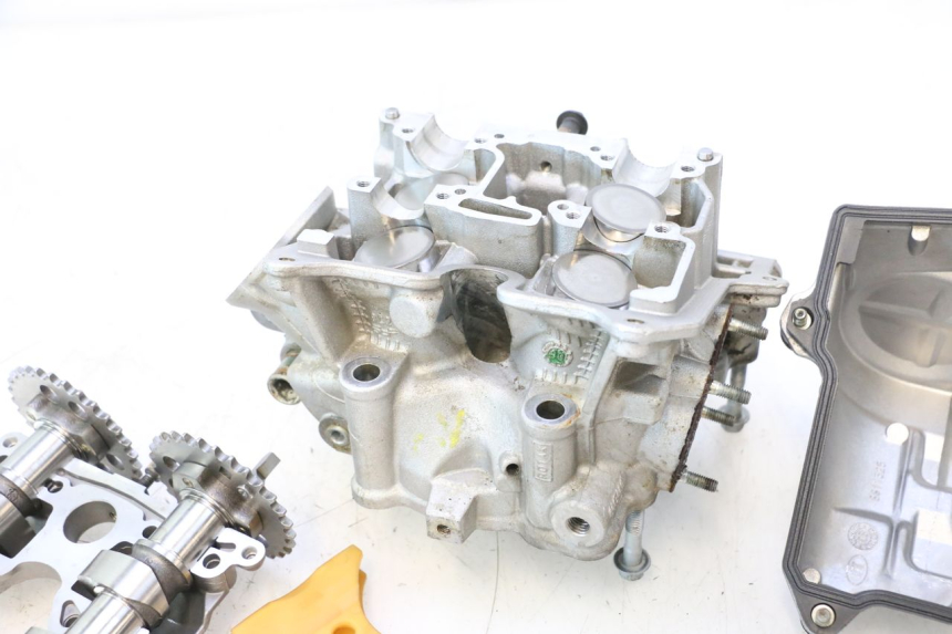 photo de CULASSE AVANT CAN-AM SPYDER RS 1000 (2008 - 2012) - Points de fixation