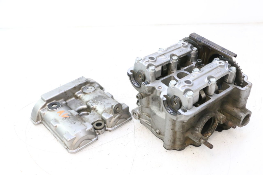 photo de CULASSE AVANT SUZUKI SV S 650 (1999 - 2002) - Vue produit