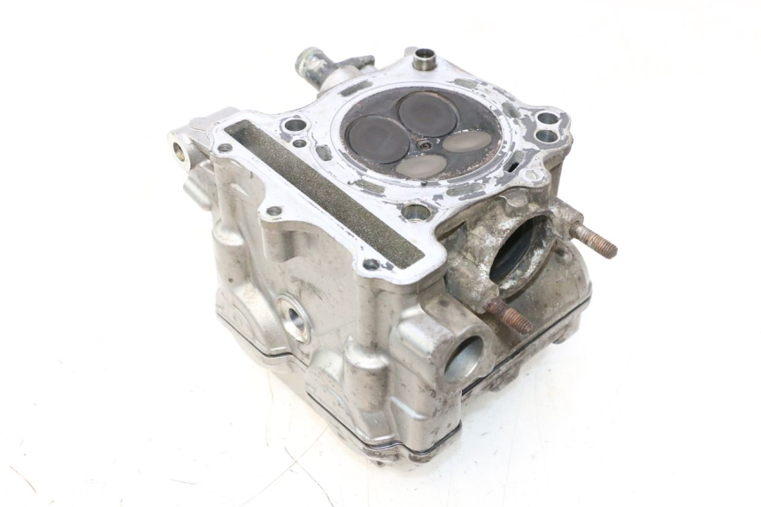 photo de CULASSE AVANT SUZUKI SV S 650 (1999 - 2002) - Autre angle de vue