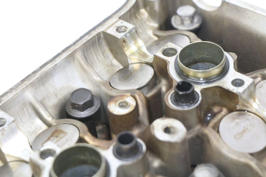 photo de CULASSE AVANT HONDA VFR FI RC46 800 (1998 - 2001) - Détails caractéristiques