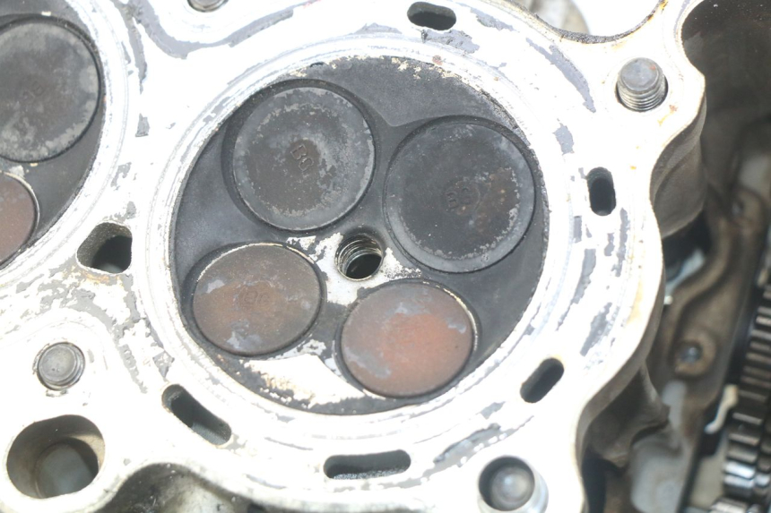 photo de CULASSE AVANT HONDA VFR FI RC46 800 (1998 - 2001) - Autre angle de vue