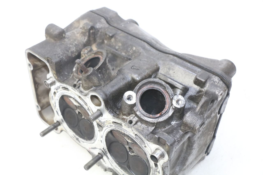 photo de CULASSE AVANT HONDA VFR FI RC46 800 (1998 - 2001) - Vue d’ensemble