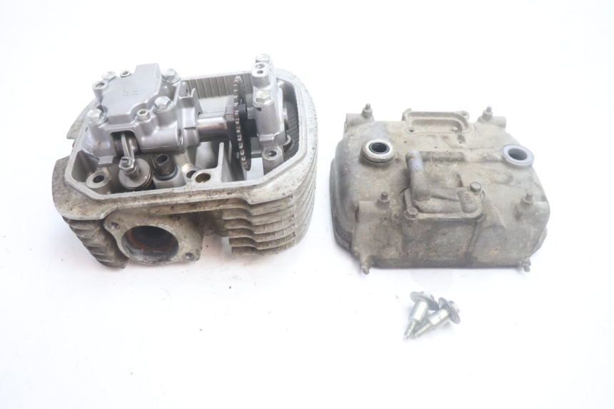 photo de CULASSE AVANT HONDA XLV VARADERO 125 (2007 - 2012) - Photo complémentaire