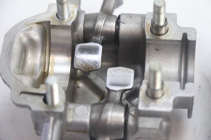 photo de CULASSE AVANT HONDA XLV VARADERO 125 (2007 - 2012) - Pièce contrôlée