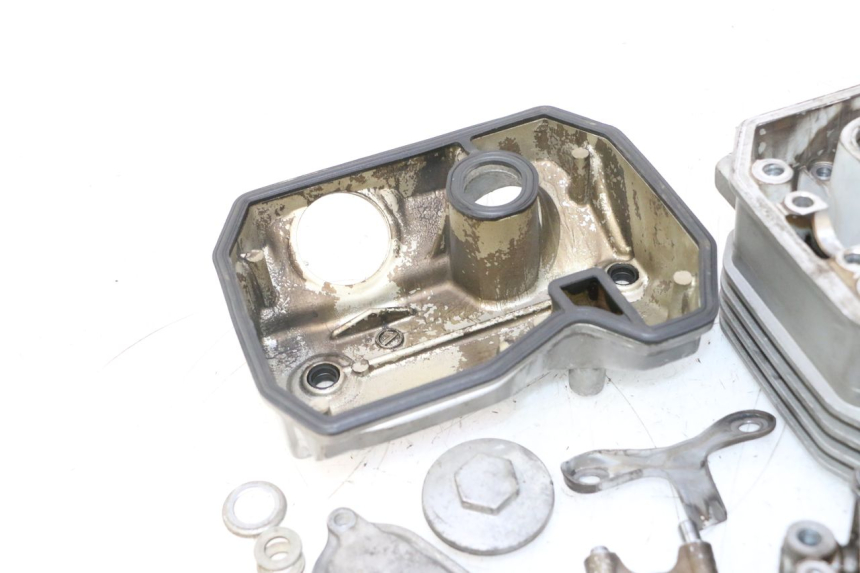 photo de CULASSE AVANT HONDA XRV AFRICA TWIN 750 (1990 - 1992) - Inspection visuelle