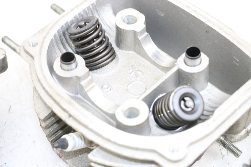 photo de CULASSE JONWAY AZTRAL 125 (2008 - 2017) - Vue rapprochée