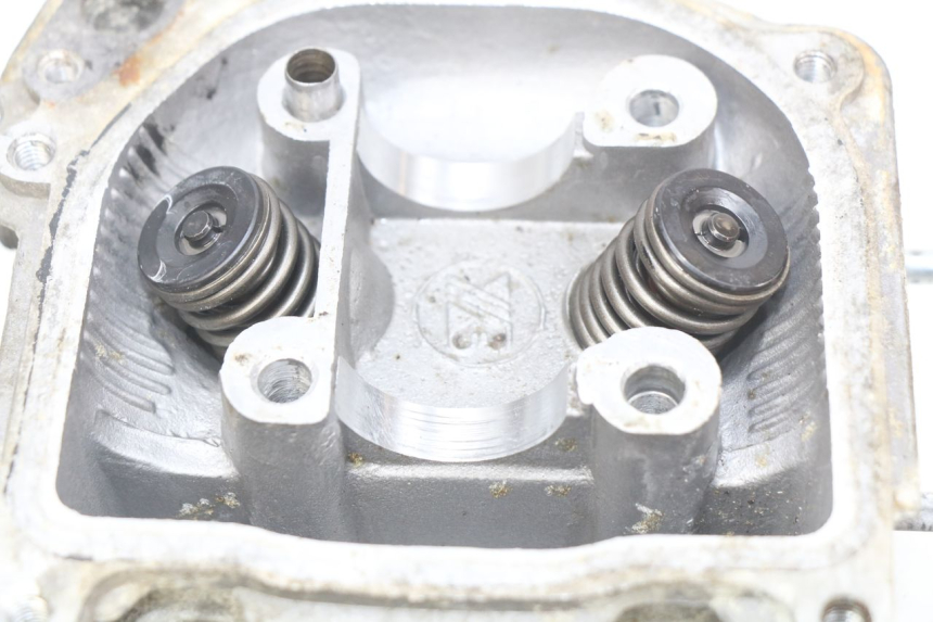 photo de CULASSE BAOTIAN BT 50 QT-12 50 (2007 - 2009) - Focus structure