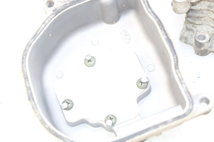 photo de CULASSE BAOTIAN BT 50 QT-12 50 (2007 - 2009) - Angle alternatif