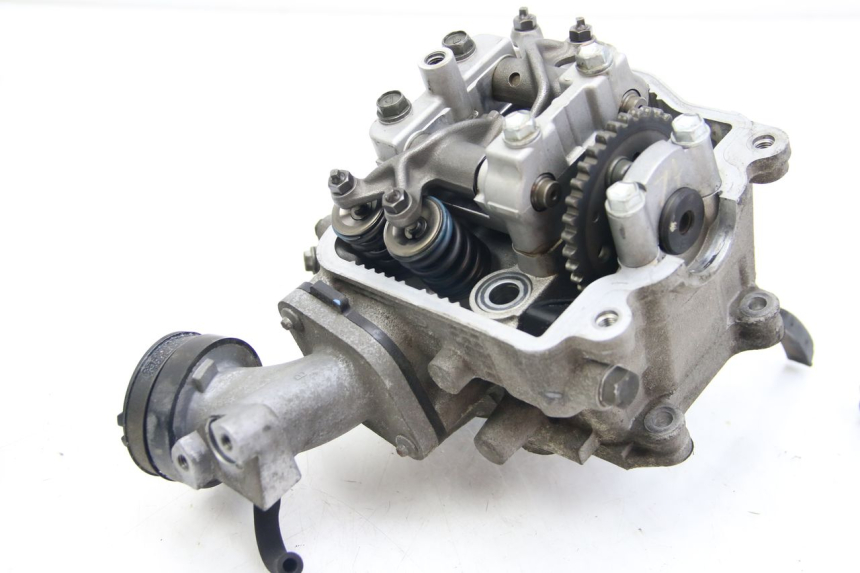 photo de CULASSE SUZUKI BURGMAN 125 (2007 - 2014) - Marquages et références