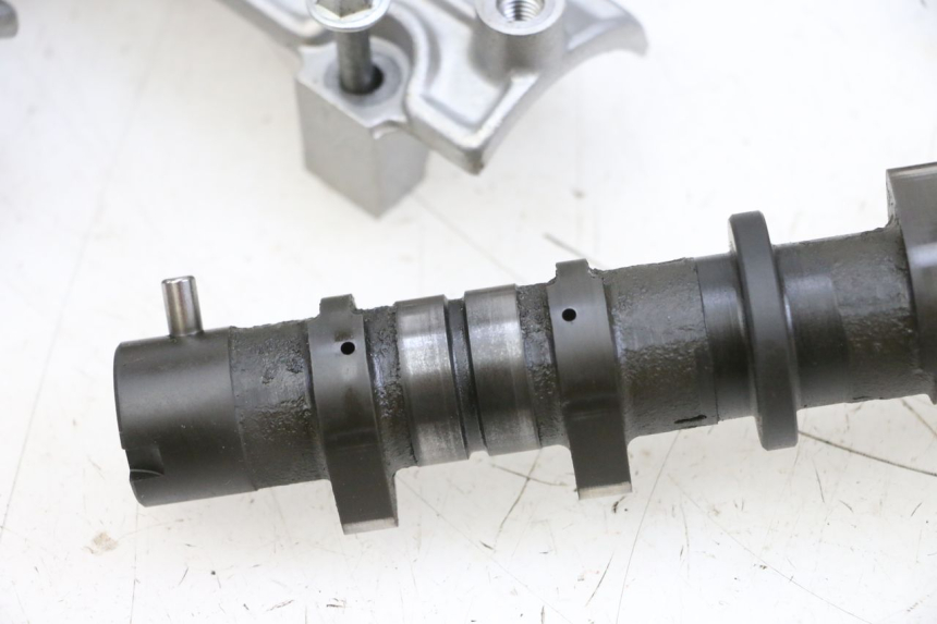 photo de CULASSE SUZUKI BURGMAN 650 (2013 - 2020) - Angle alternatif