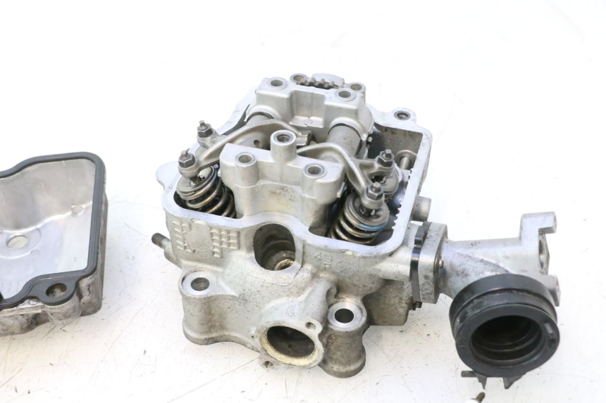 photo de CULASSE SUZUKI BURGMAN 125 (2007 - 2014) - Zoom composants
