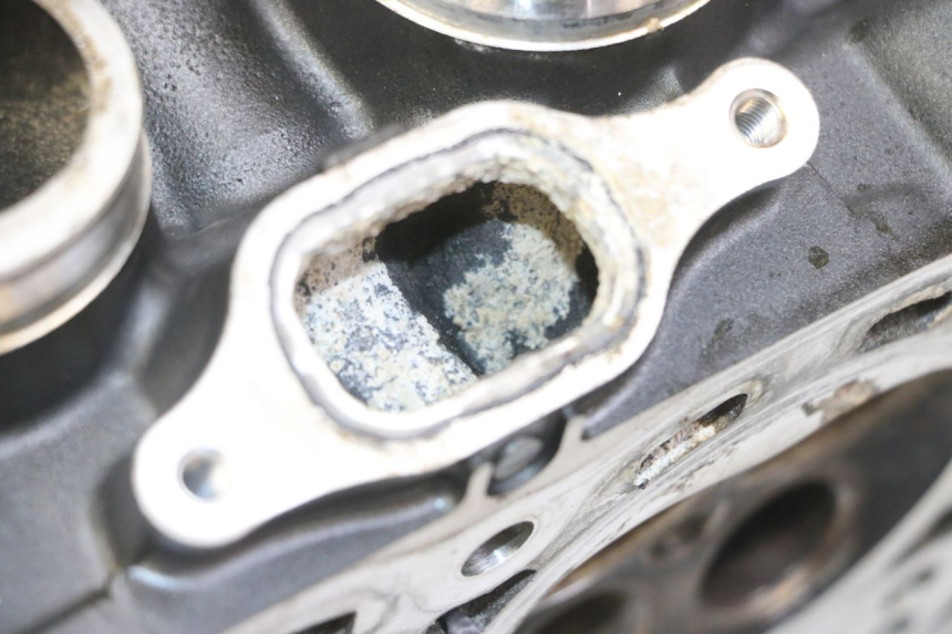 photo de CULASSE HONDA CB R 1000 (2018 - 2023) - Marquages et références