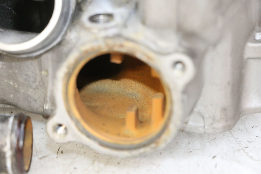 photo de CULASSE HONDA CBR RR FIREBLADE 900 (1992 - 1994) - Inspection visuelle