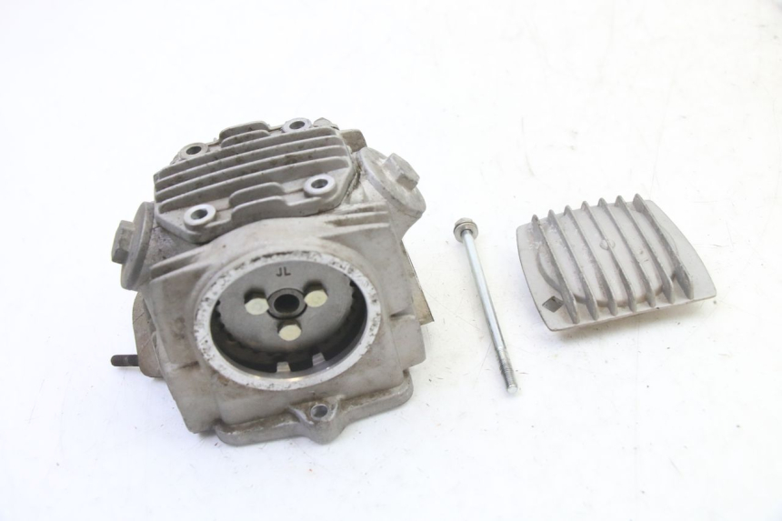 photo de CULASSE SPEEDY DELUXE 125 - Points de fixation