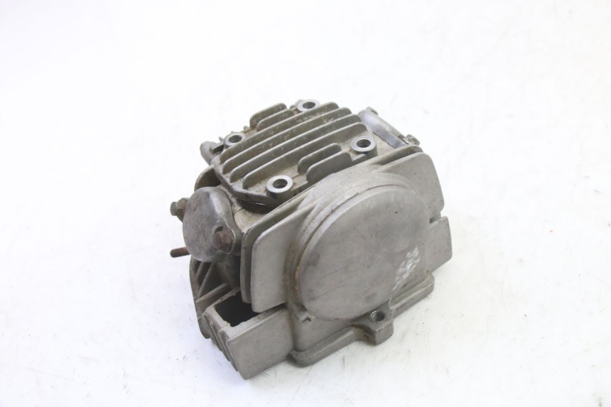 photo de CULASSE BSE DIRTBIKE PH10L 125 - Gros plan technique