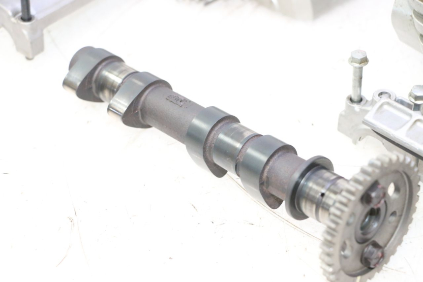 photo de CULASSE KAWASAKI ER-6 ER6 N 650 (2005 - 2009) - Marquages et références