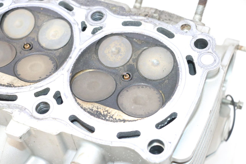 photo de CULASSE KAWASAKI ER-6 ER6 N 650 (2005 - 2009) - Points de fixation