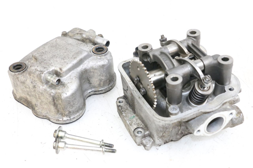photo de Cylinder Head HONDA FES S-WING SWING ABS 125 (2007 - 2015) - Détails caractéristiques