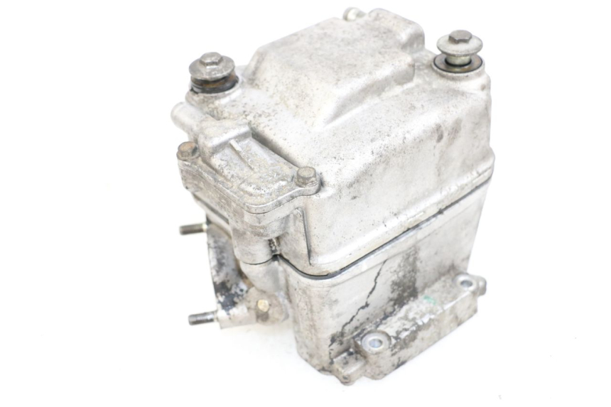 photo de Cylinder Head HONDA FES S-WING SWING ABS 125 (2007 - 2015) - Gros plan technique