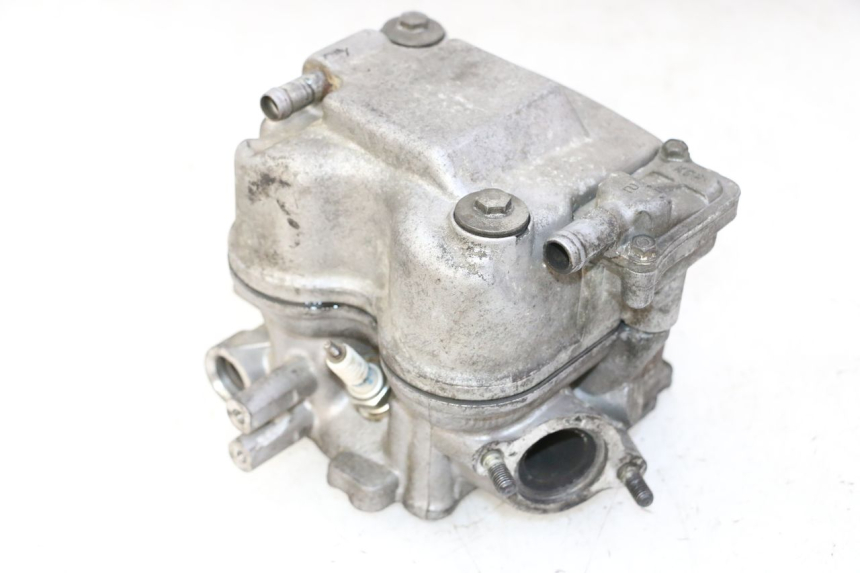 photo de Cylinder Head HONDA FES S-WING SWING ABS 125 (2007 - 2015) - Détail de la pièce