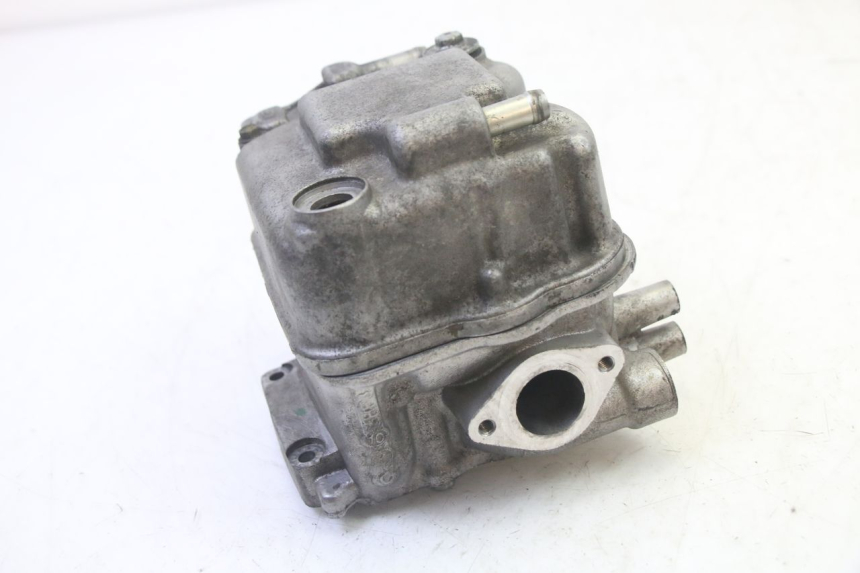 photo de Cylinder Head HONDA FES S-WING SWING ABS 125 (2007 - 2015) - Zoom composants