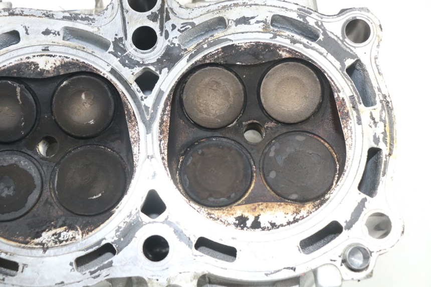 photo de CULASSE YAMAHA FJR ABS 1300 (2006 - 2012) - Inspection visuelle