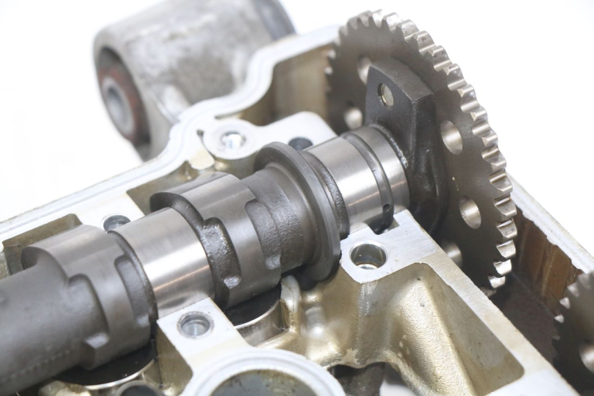 photo de CULASSE HONDA FJS SILVERWING SILVER WING 400 (2009 - 2016) - Autre angle de vue