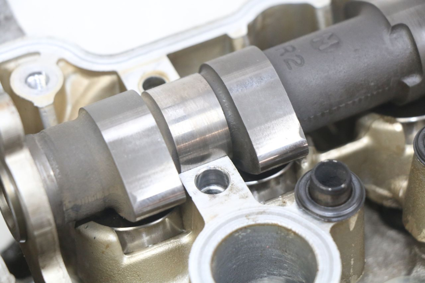 photo de CULASSE HONDA FJS SILVERWING SILVER WING 400 (2009 - 2016) - Gros plan technique