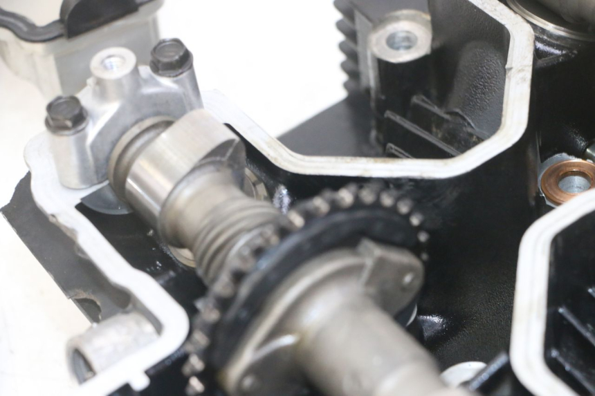 photo de CULASSE SUZUKI GS GSE 500 (2001 - 2003) - Zoom état d’usage