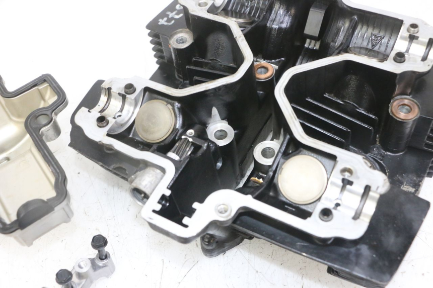 photo de CULASSE SUZUKI GS GSE 500 (2001 - 2003) - Détails caractéristiques