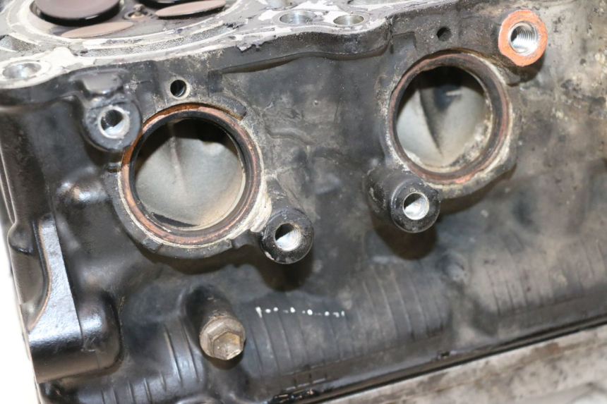 photo de CULASSE SUZUKI GSR 600 (2005 - 2012) - Vue d’ensemble