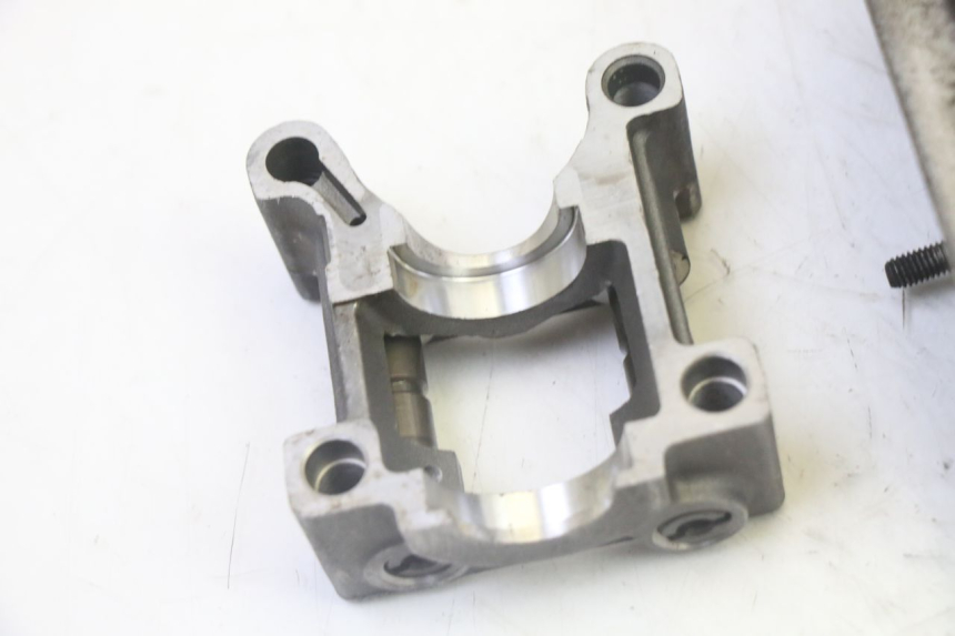 photo de CULASSE DAELIM HISTORY 125 (2001 - 2002) - Points de fixation