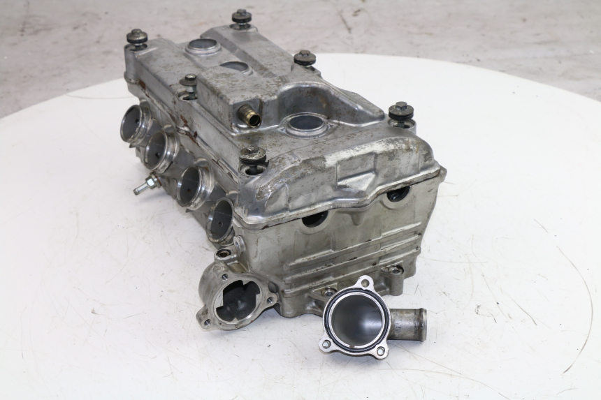 photo de CULASSE HONDA CBR F 600 (1991 - 1994) - Vue rapprochée