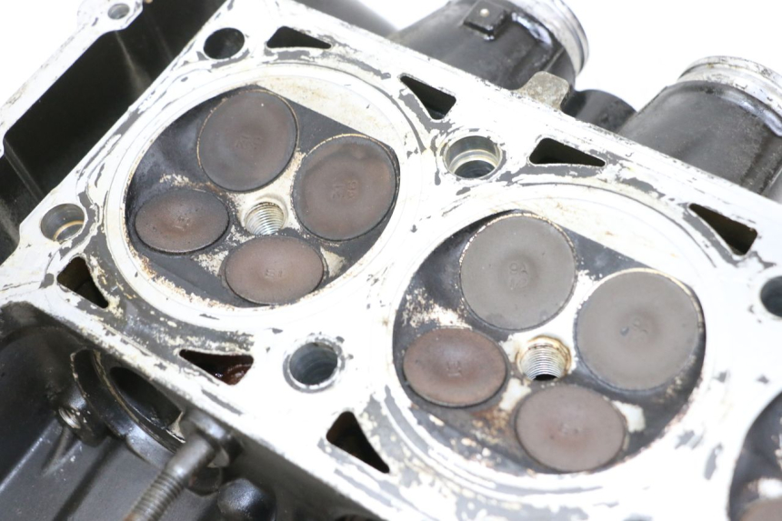 photo de CULASSE KAWASAKI GTR 1000 (1994 - 2004) - Marquages et références