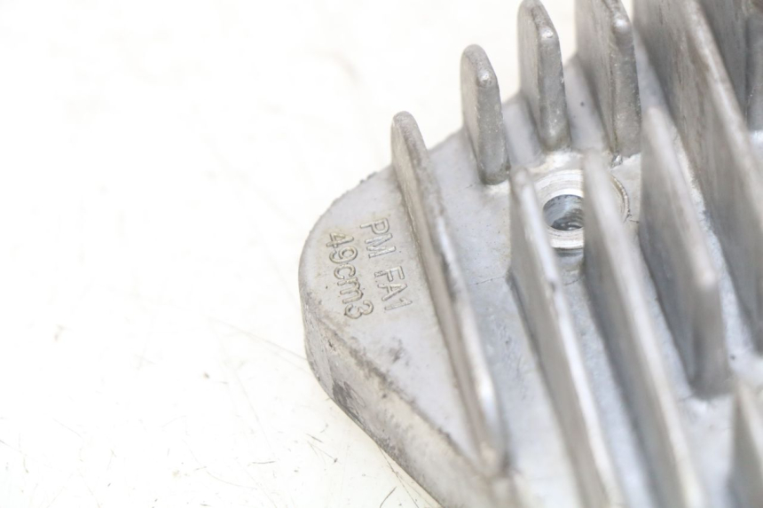 photo de CULASSE PEUGEOT KISBEE 2T 50 (2010 - 2017) - Détail de la pièce