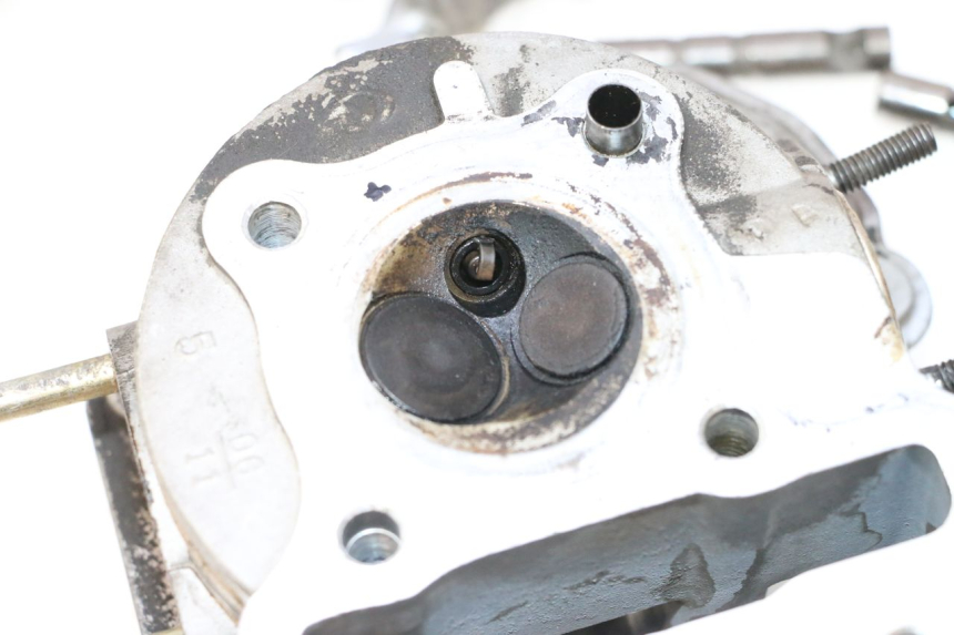 photo de CULASSE PEUGEOT KISBEE 4T 50 (2010 - 2017) - Photo complémentaire