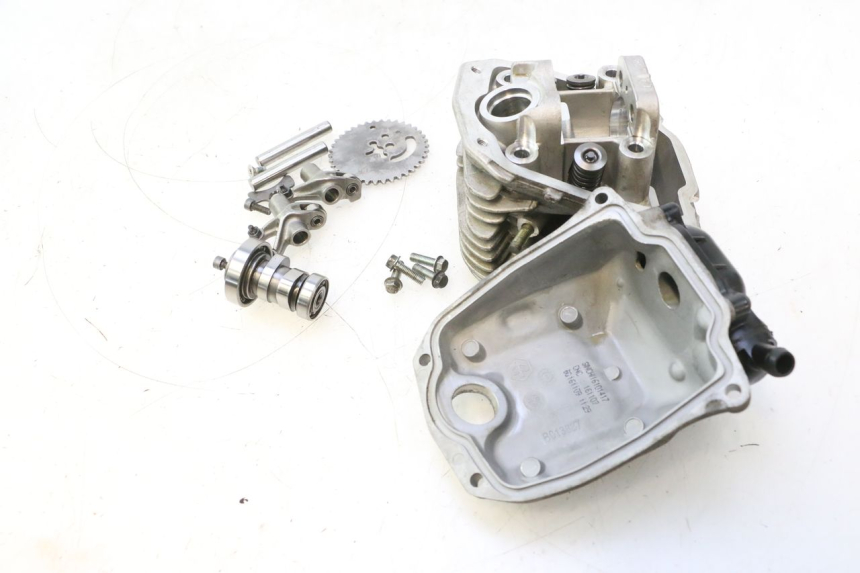 photo de CULASSE PIAGGIO LIBERTY IGET S 125 (2016 - 2020) - Angle alternatif