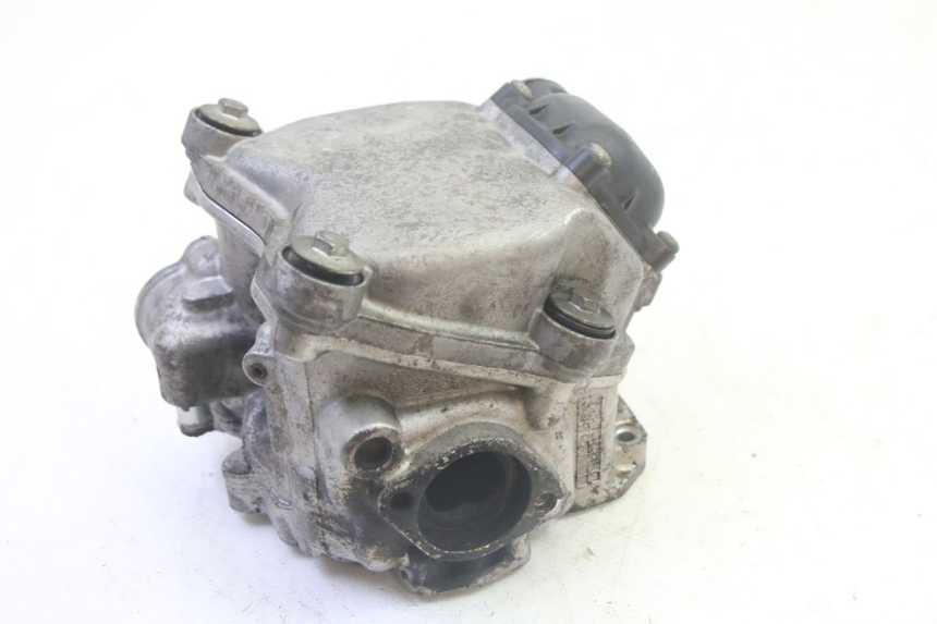 photo de CULASSE PIAGGIO MP3 RL 250 (2006 - 2010) - Points de fixation