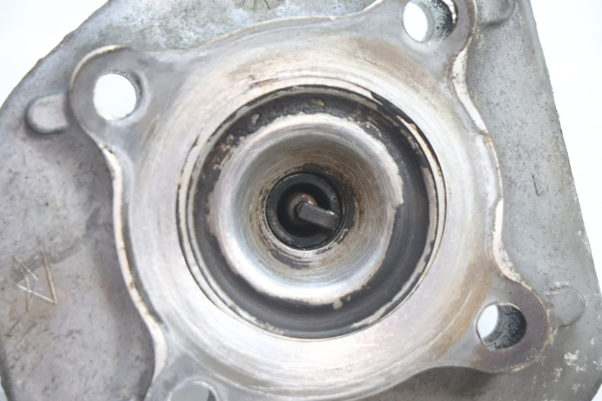 photo de CULASSE YAMAHA NEO'S NEOS 2T 50 (1998 - 2007) - Points de fixation