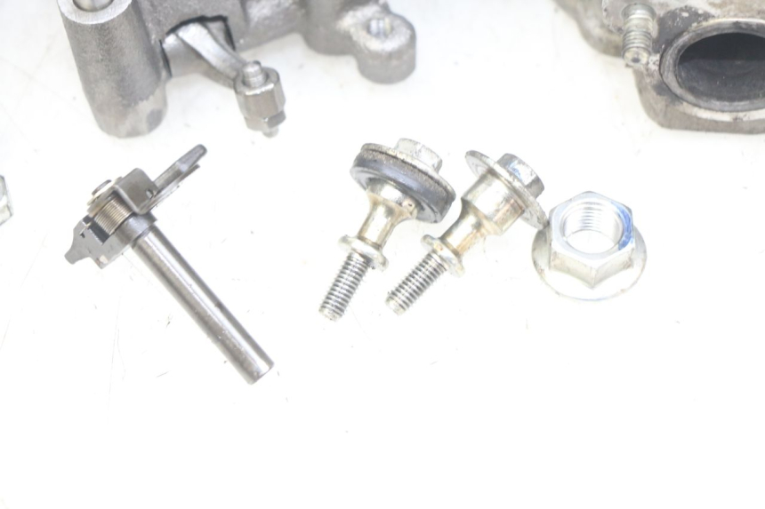 photo de CULASSE HONDA NHX LEAD 110 (2008 - 2010) - Focus structure