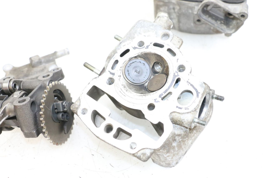 photo de CULASSE HONDA NHX LEAD 110 (2008 - 2010) - Points de fixation