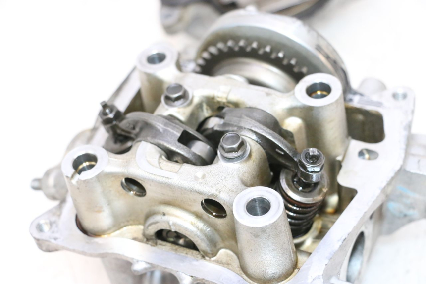 photo de CULASSE HONDA PCX (JF57/JF64) 125 (2014 - 2018) - Vue rapprochée