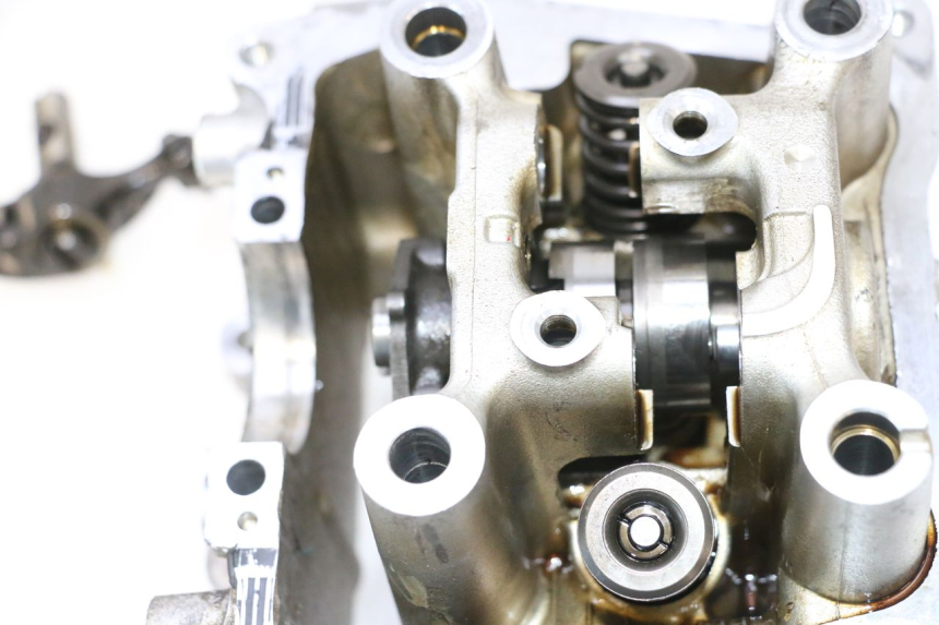 photo de CULASSE HONDA PCX (JF57/JF64) 125 (2014 - 2018) - Inspection visuelle